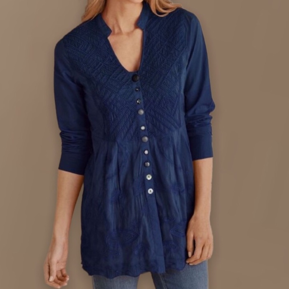 Soft Surroundings Alka Mismatched Button Tunic